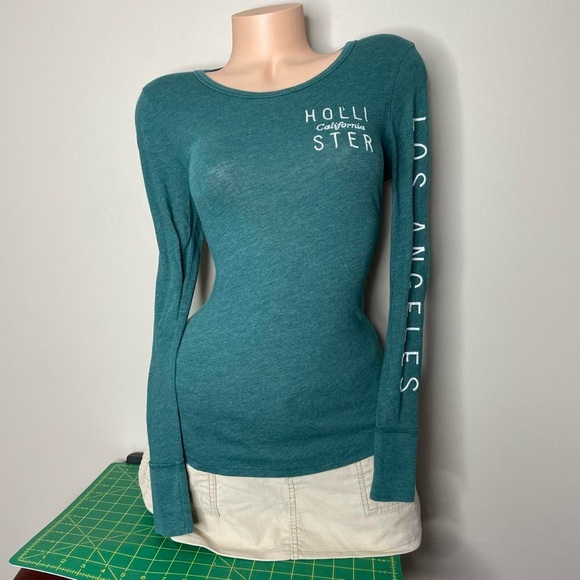 Y2K Hollister logo long sleeve top - Picture 4 of 6